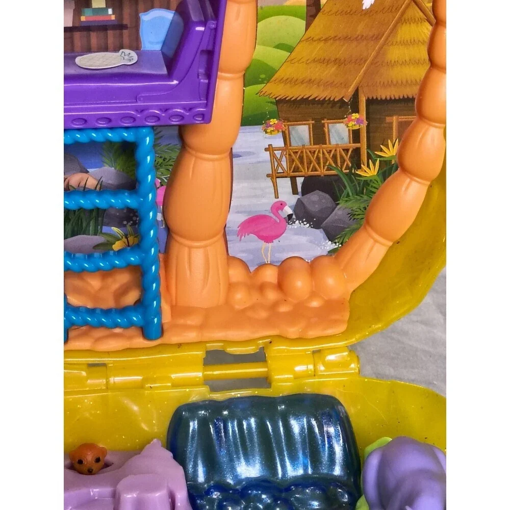 Polly Pocket - Tropicool Pineapple Wearable Purse Compact (Mattel)